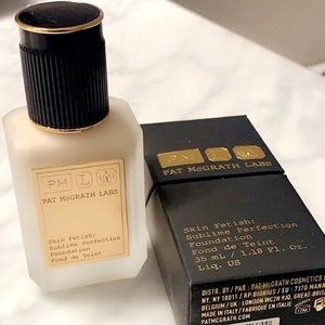 NWT SUBLIME PERFECTION FOUNDATION